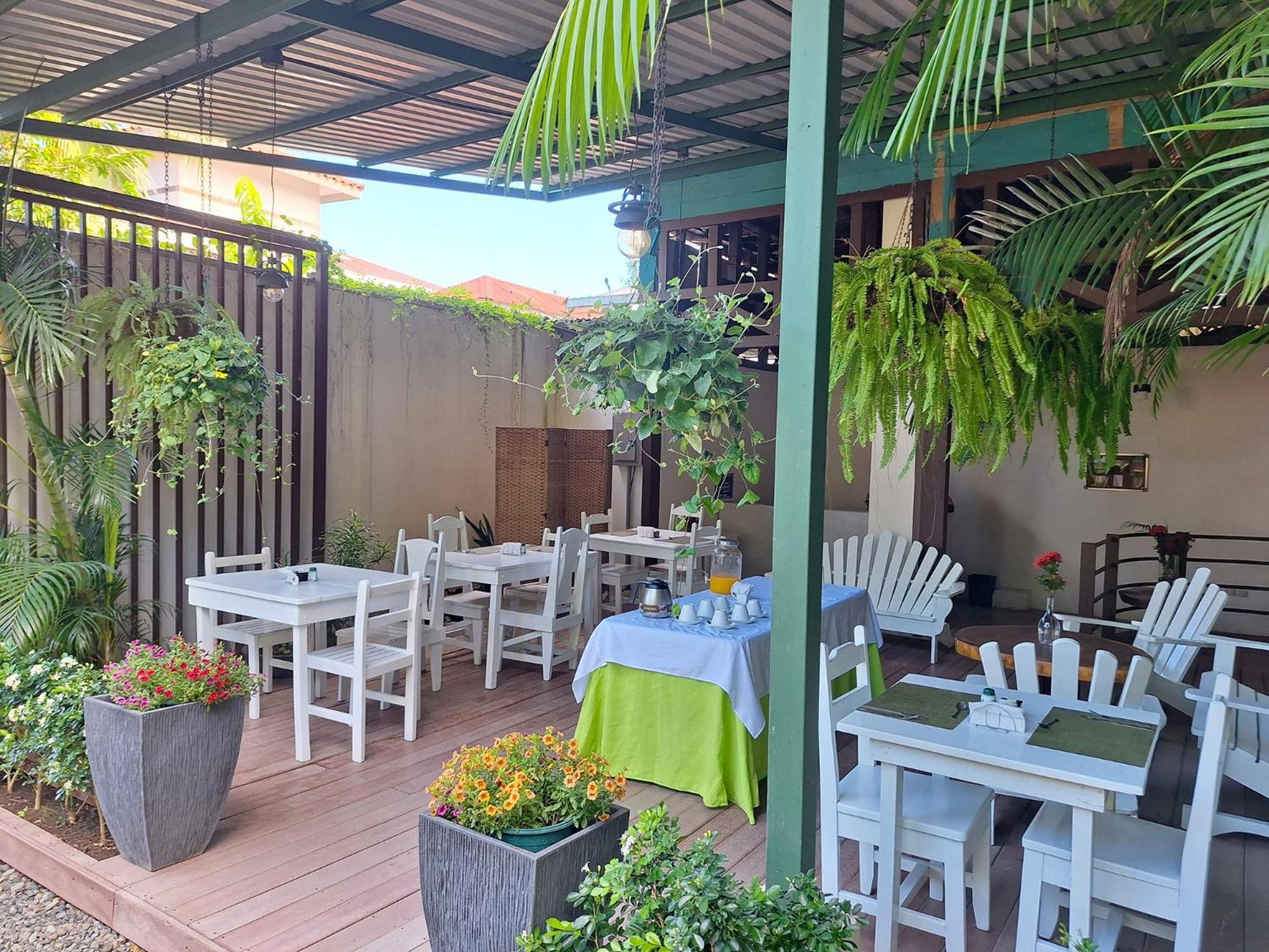 Infiniti Hotel Puerto Viejo de Talamanca エクステリア 写真