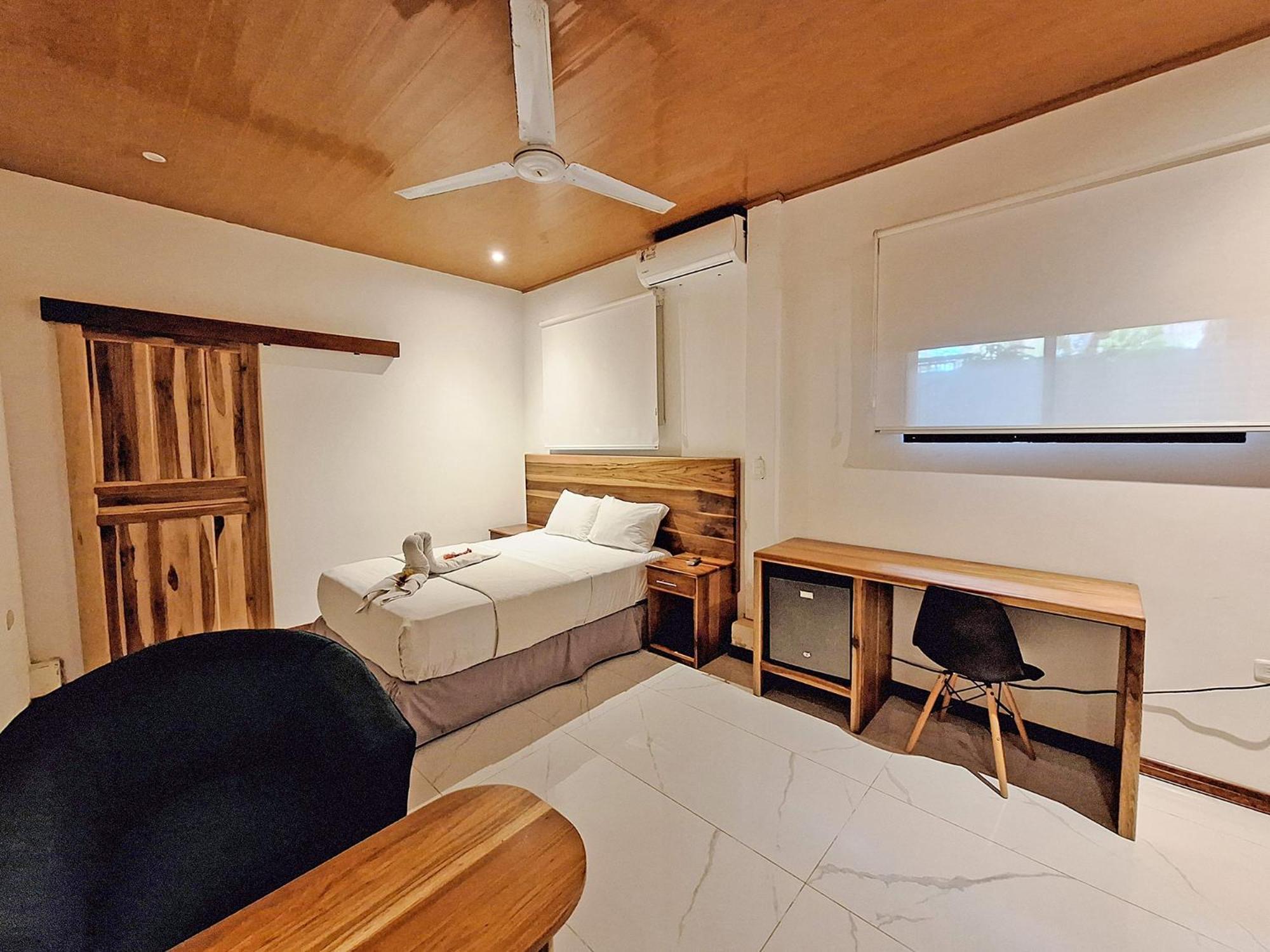 Infiniti Hotel Puerto Viejo de Talamanca エクステリア 写真