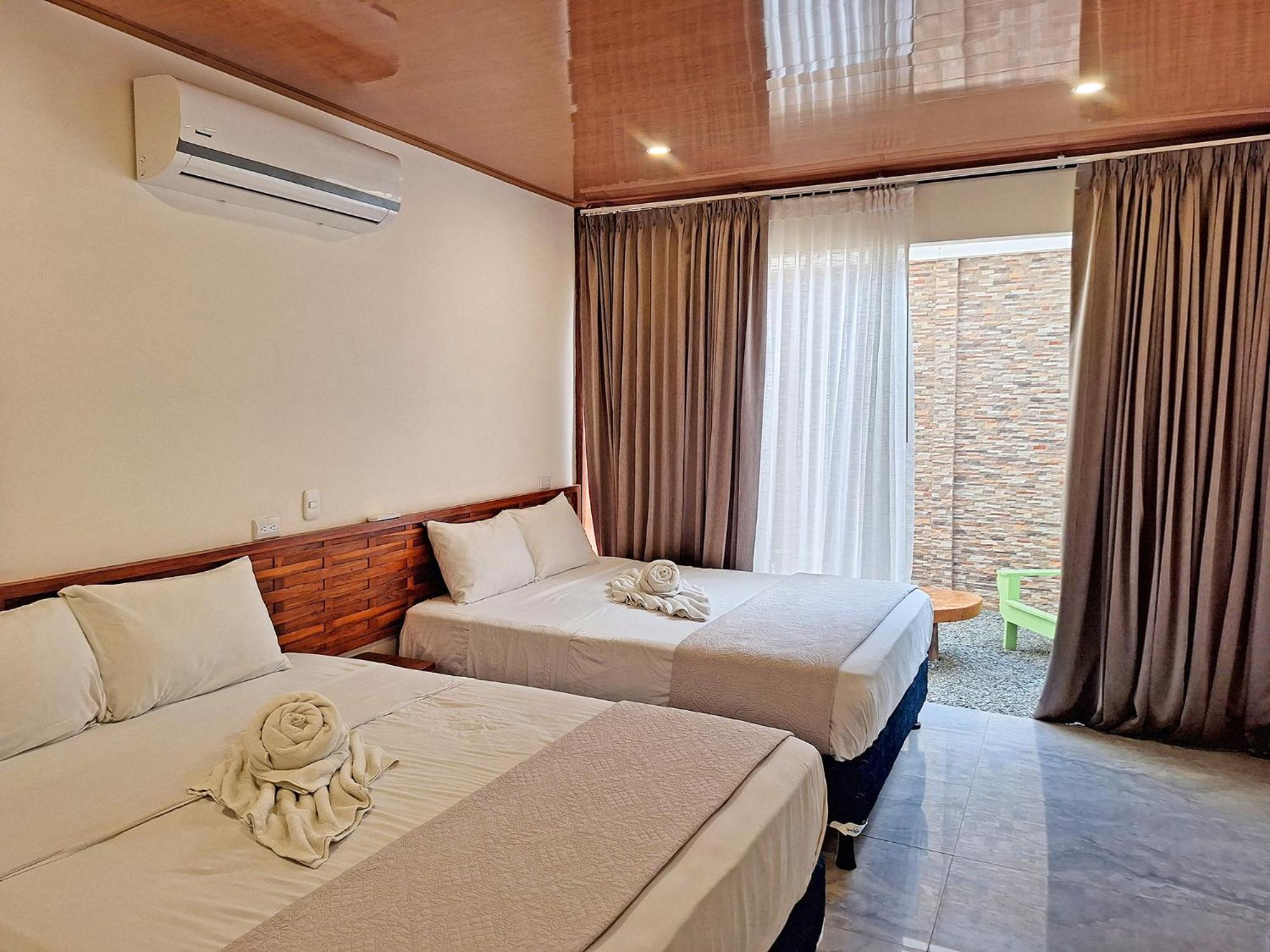 Infiniti Hotel Puerto Viejo de Talamanca エクステリア 写真