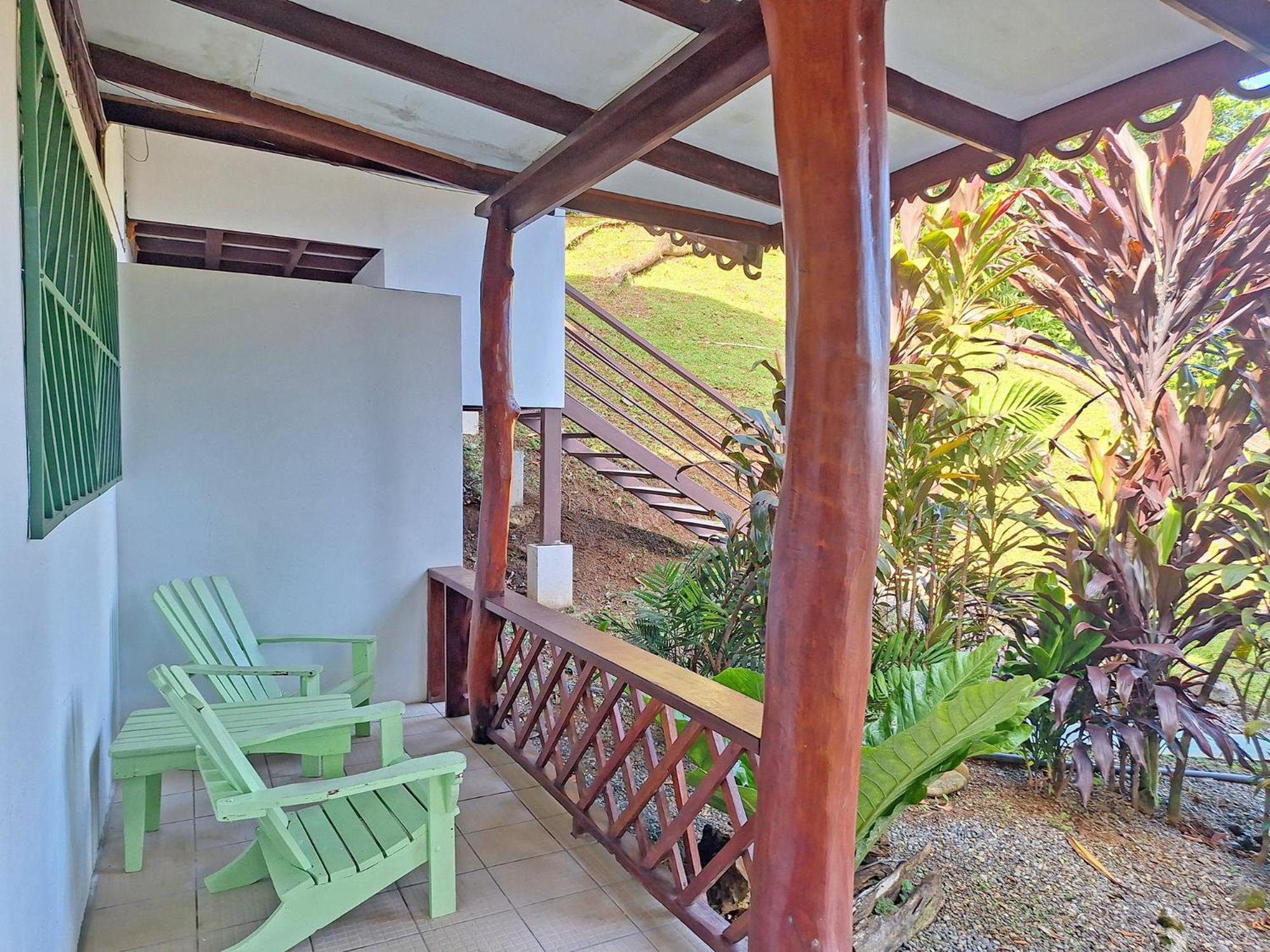 Infiniti Hotel Puerto Viejo de Talamanca エクステリア 写真