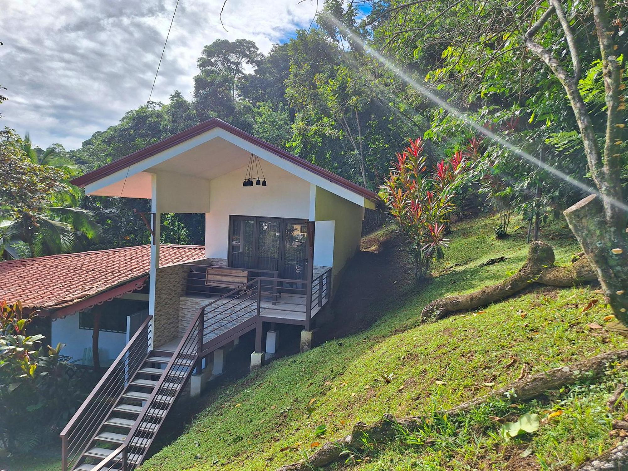 Infiniti Hotel Puerto Viejo de Talamanca エクステリア 写真